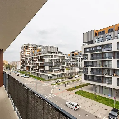 Cityscape Oasis: Active Heaven Apartamento *