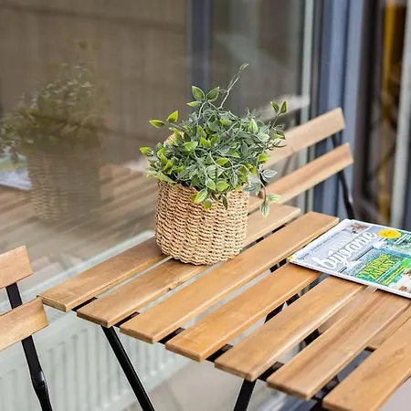 Cityscape Oasis: Active Heaven * Bratysława