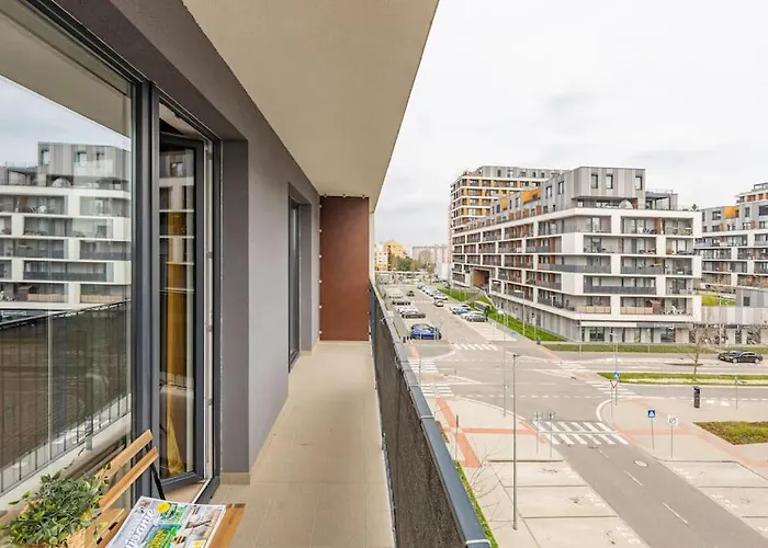 Daire Cityscape Oasis: Active Heaven *