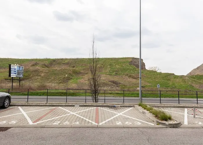 Daire Cityscape Oasis: Active Heaven Bratislava