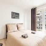 Cityscape Oasis: Active Heaven