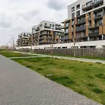 Cityscape Oasis: Active Heaven