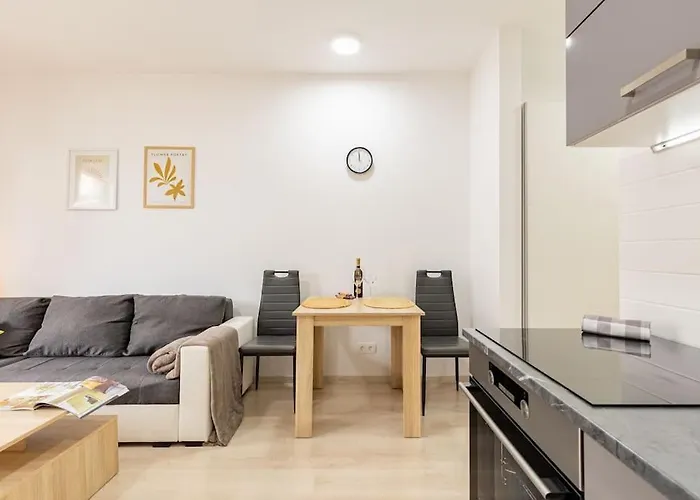 Cityscape Oasis: Active Heaven *