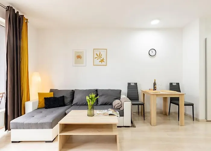 Cityscape Oasis: Active Heaven *